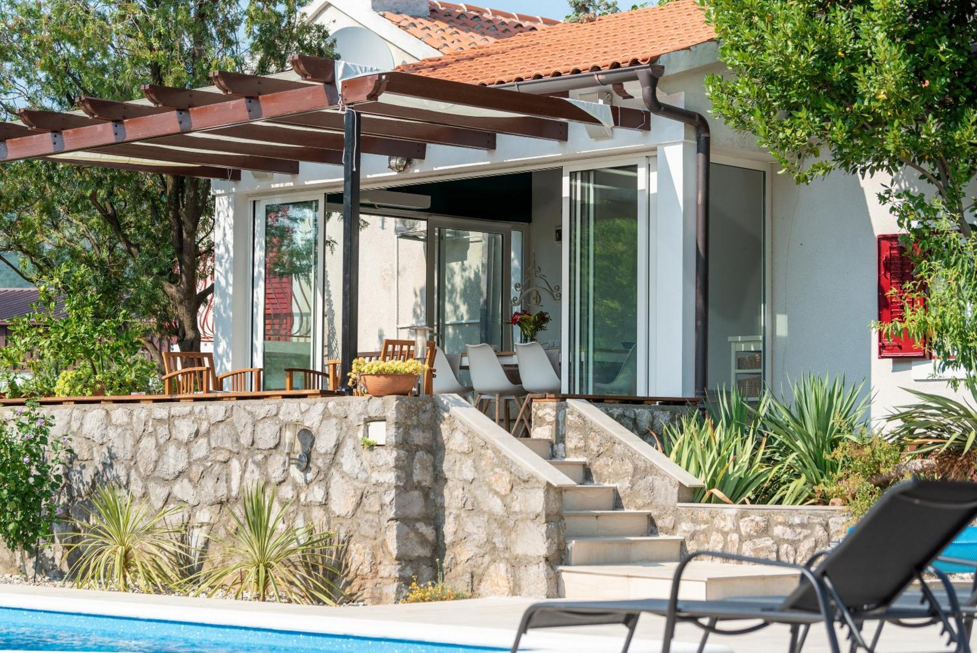 Garden Villa Hreljin Exterior photo